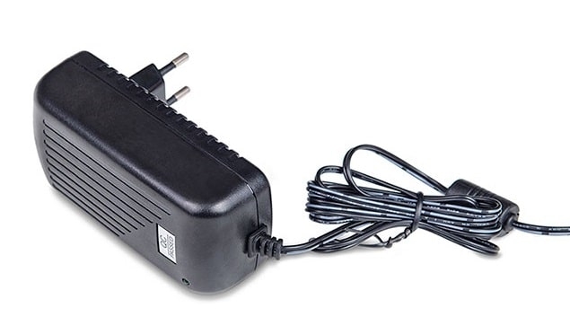 LA-BCAFU12 - Lunatico Astronomia 12V DC - 2A Compact Power Supply